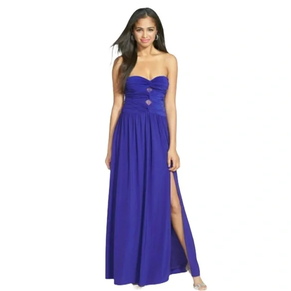 hailey logan by adrianna papell prom dress Hailey Logan by Adrianna Papell Formal / Prom